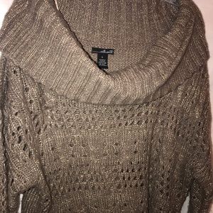 ✨Willi Smith Taupe & Gold Open Neck Sweater✨